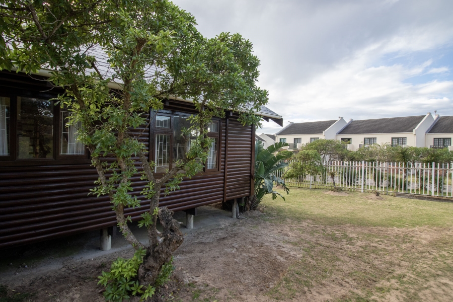 2 Bedroom Property for Sale in West Beach Eastern Cape